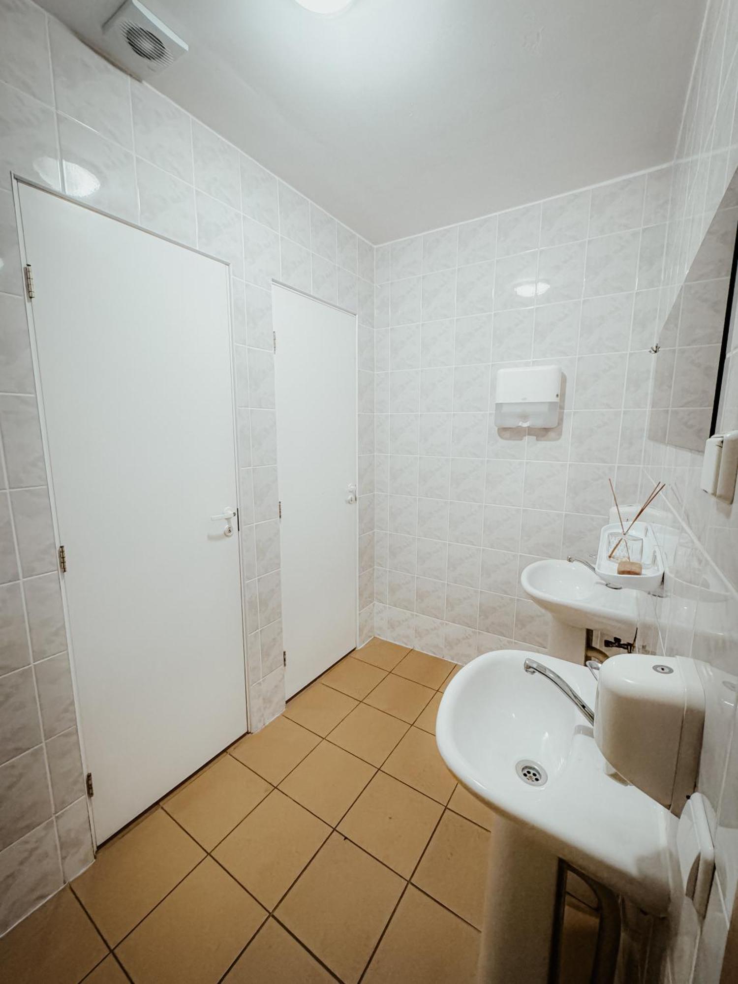 Hotel Pervaza Panevėžys Zimmer foto